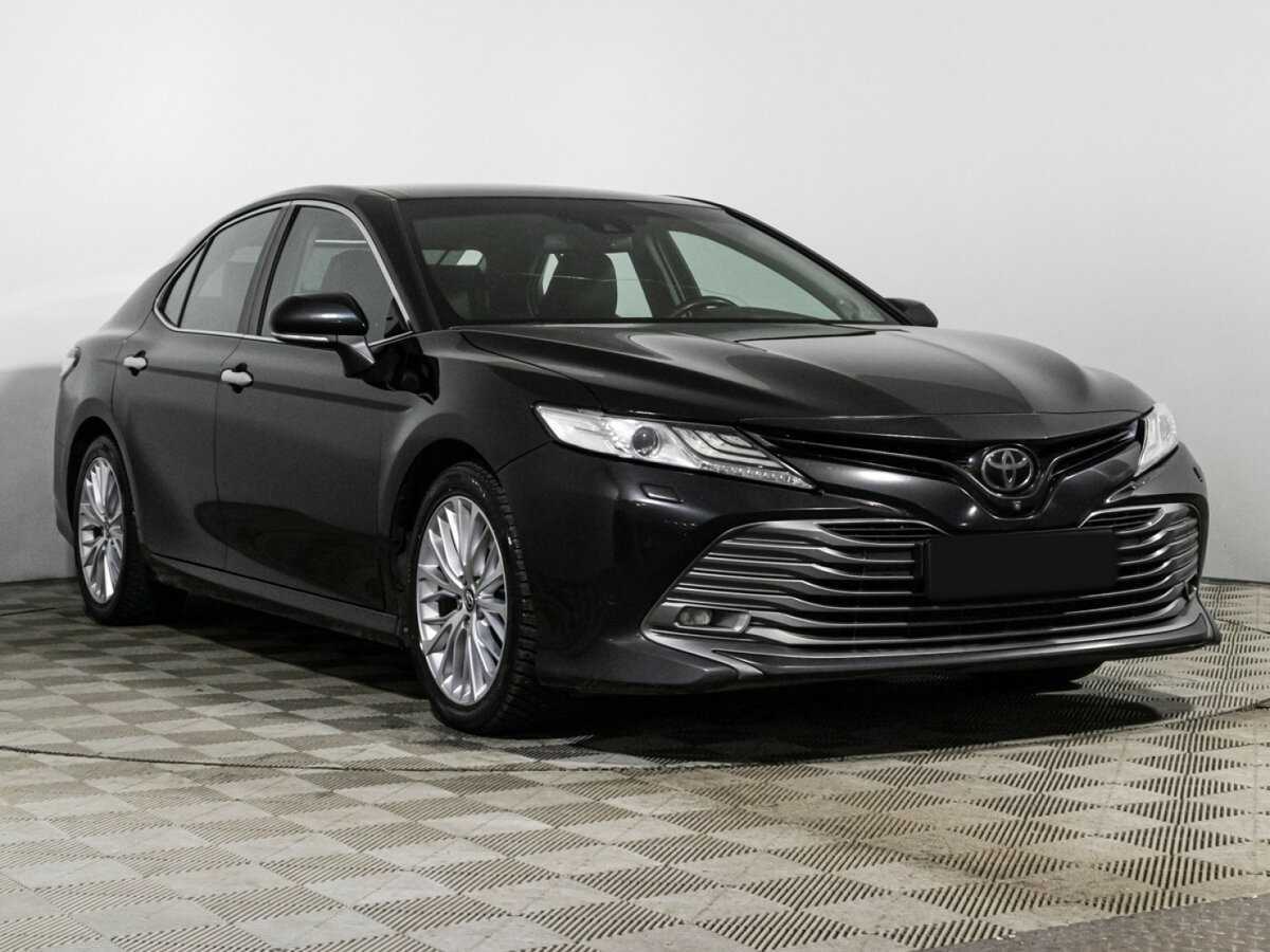 Toyota Camry б/у, 2018, Автоматическая. Фото: #2