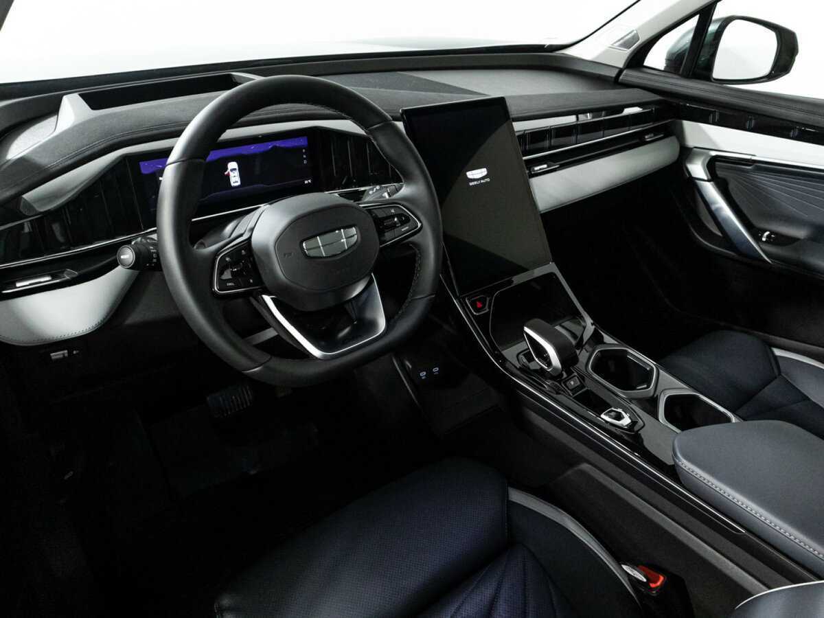 Geely Atlas б/у, 2024, Роботизированная. Фото: #10