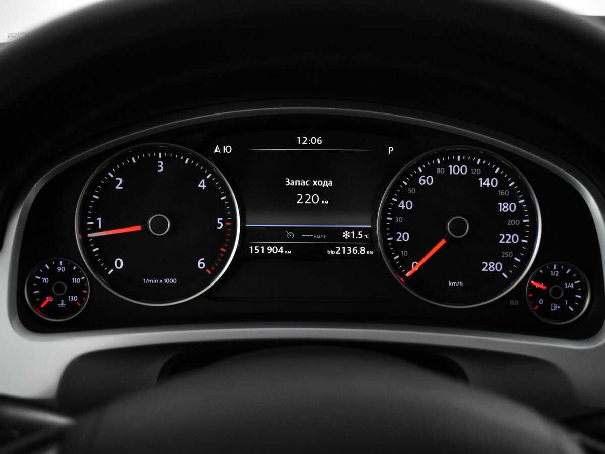 Volkswagen Touareg б/у, 2013, Автоматическая. Фото: #18