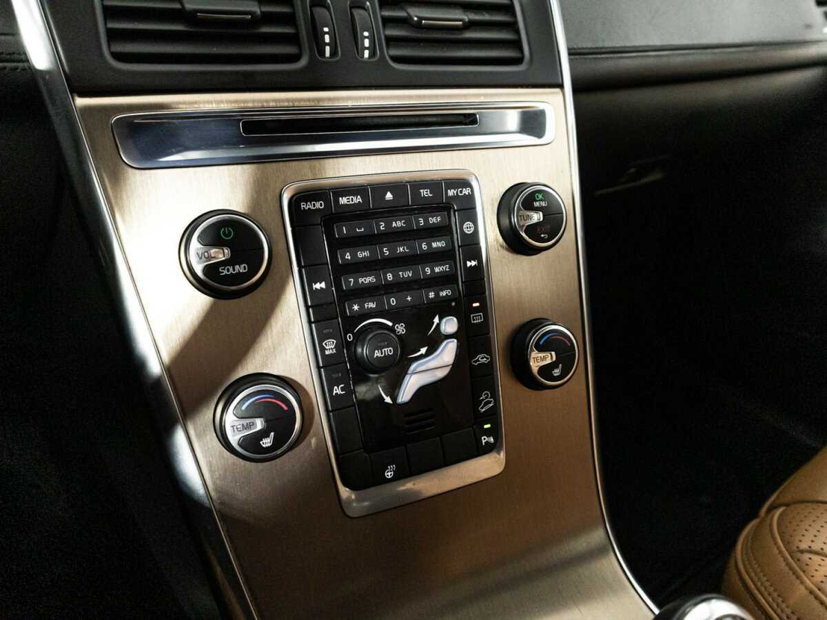 Вольво ИксЦ60 б/у, 2014, Автоматическая. Фото: #17