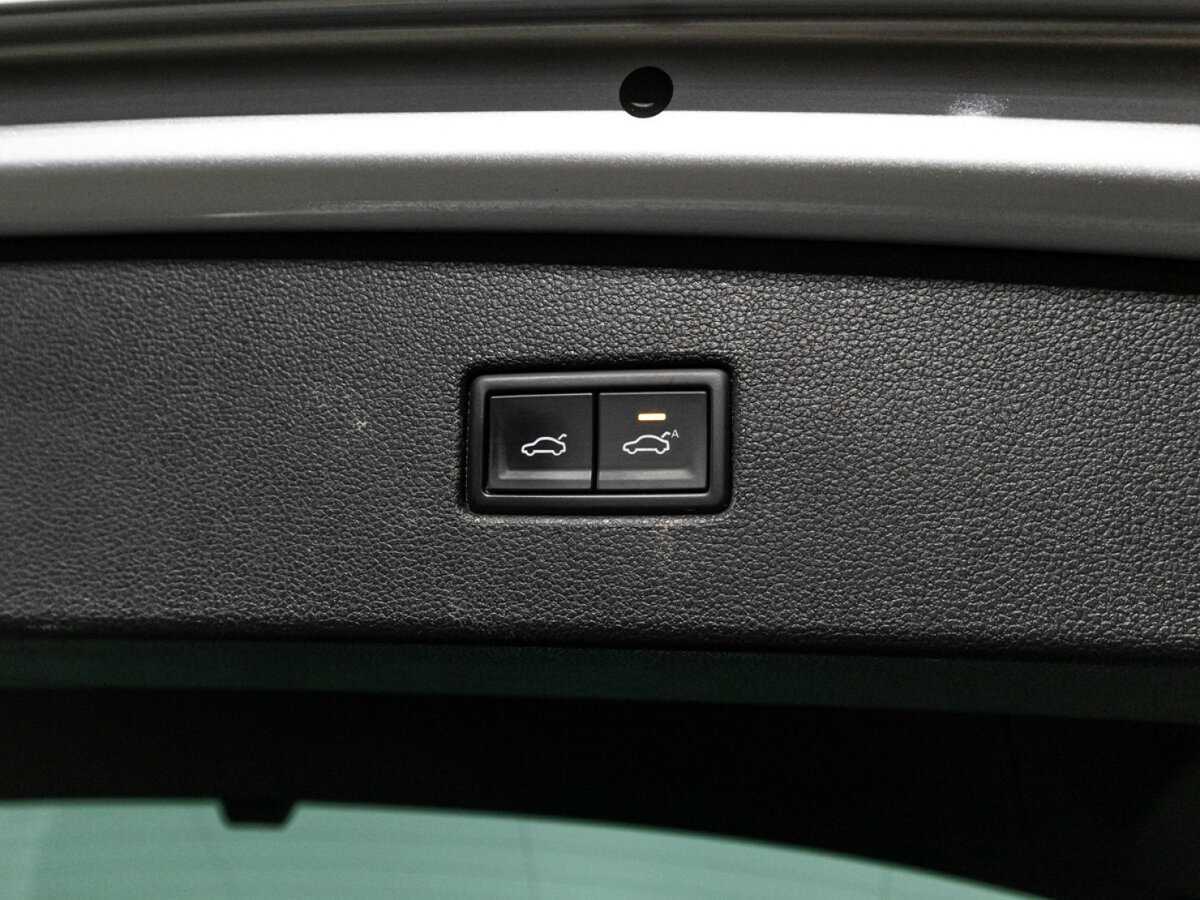 Volkswagen Tiguan б/у, 2019, Роботизированная. Фото: #12