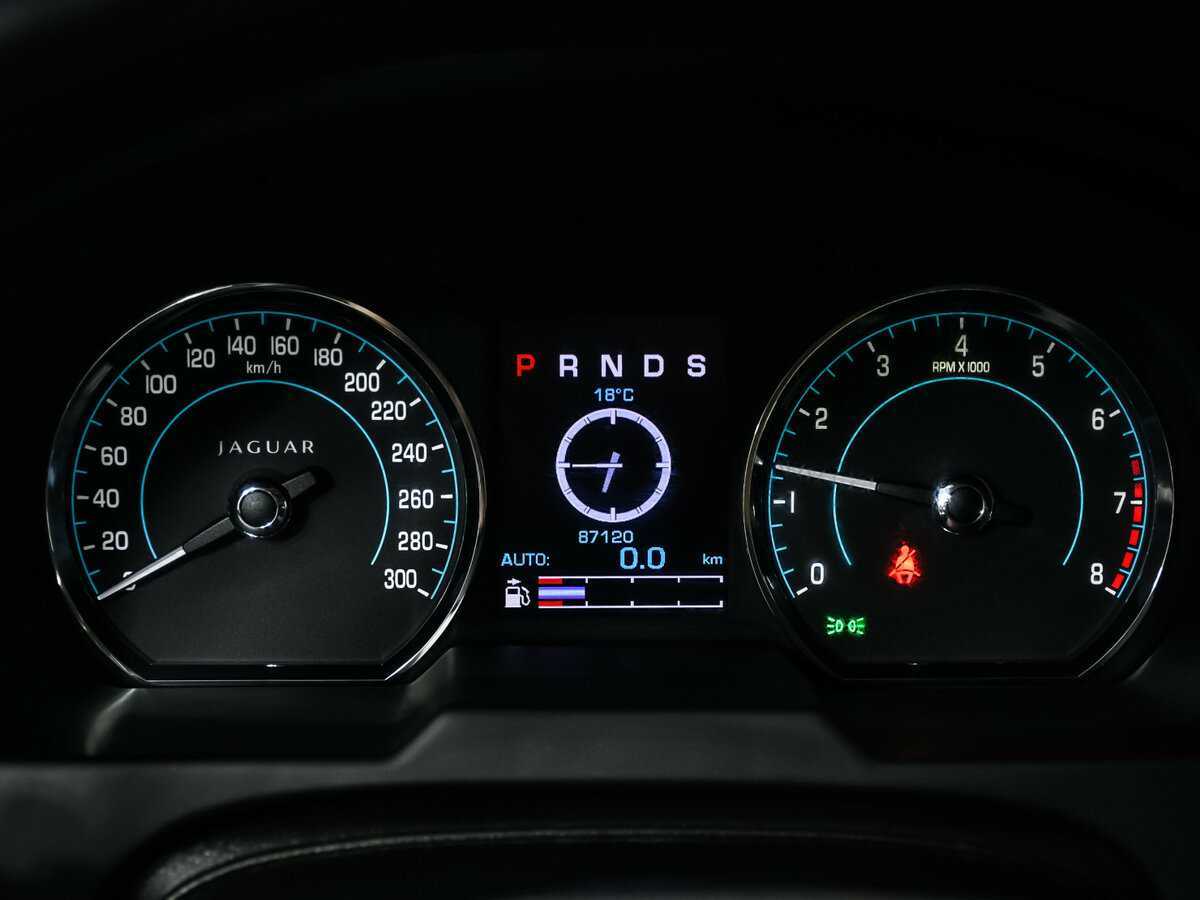 Jaguar XF б/у, 2013, Автоматическая. Фото: #9