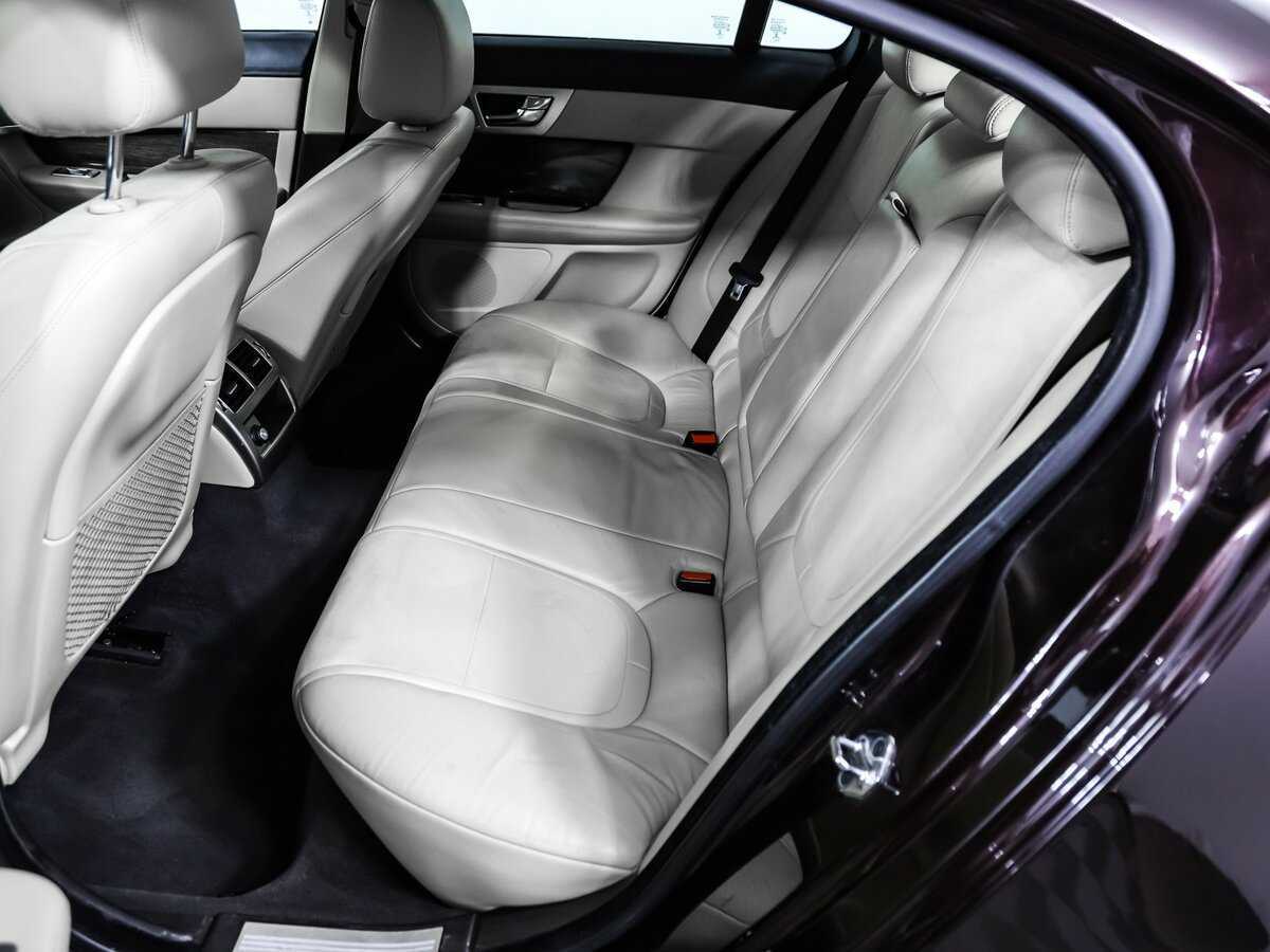 Jaguar XF б/у, 2013, Автоматическая. Фото: #12