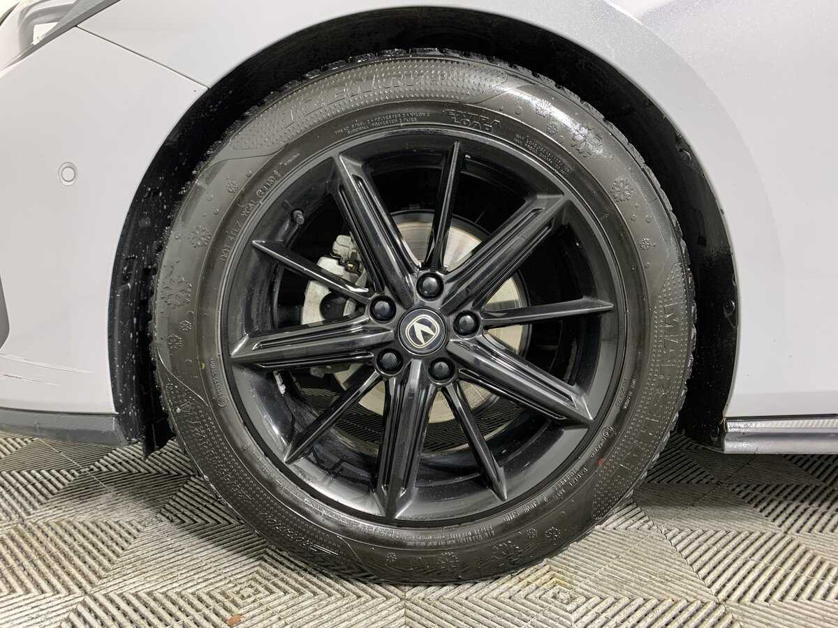 Changan UNI-V б/у, 2023, Роботизированная. Фото: #8