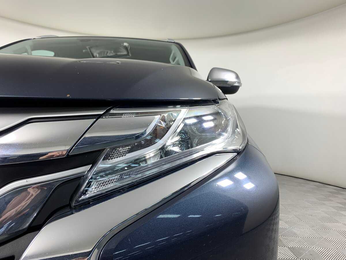 Mitsubishi Pajero Sport б/у, 2018, Автоматическая. Фото: #9