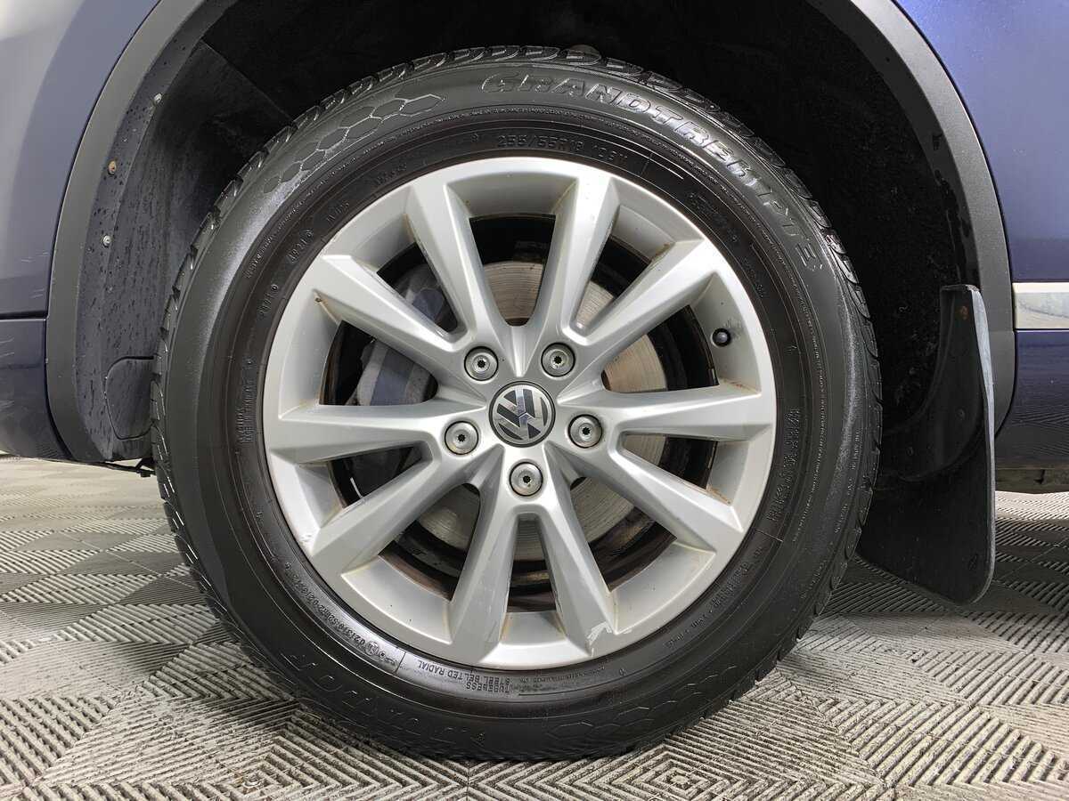 Volkswagen Touareg б/у, 2013, Автоматическая. Фото: #8