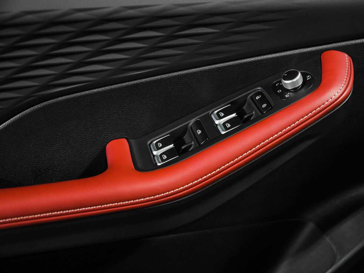 Geely Coolray б/у, 2023, Роботизированная. Фото: #13