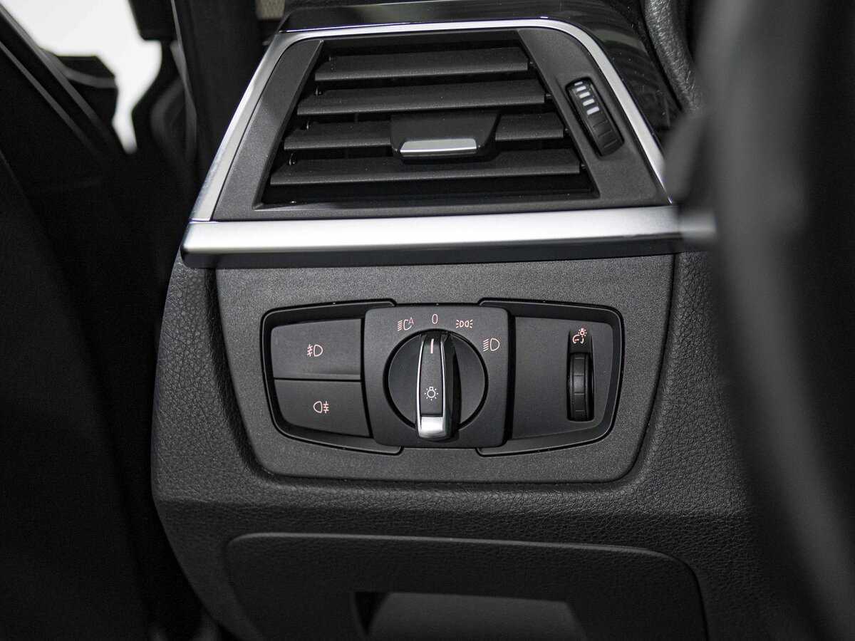 BMW 3 серии б/у, 2017, Автоматическая. Фото: #13