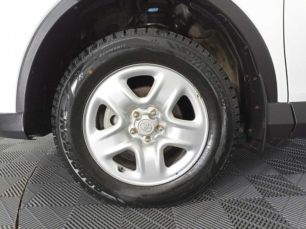 Toyota RAV4 б/у, 2017, Вариатор. Фото: #11