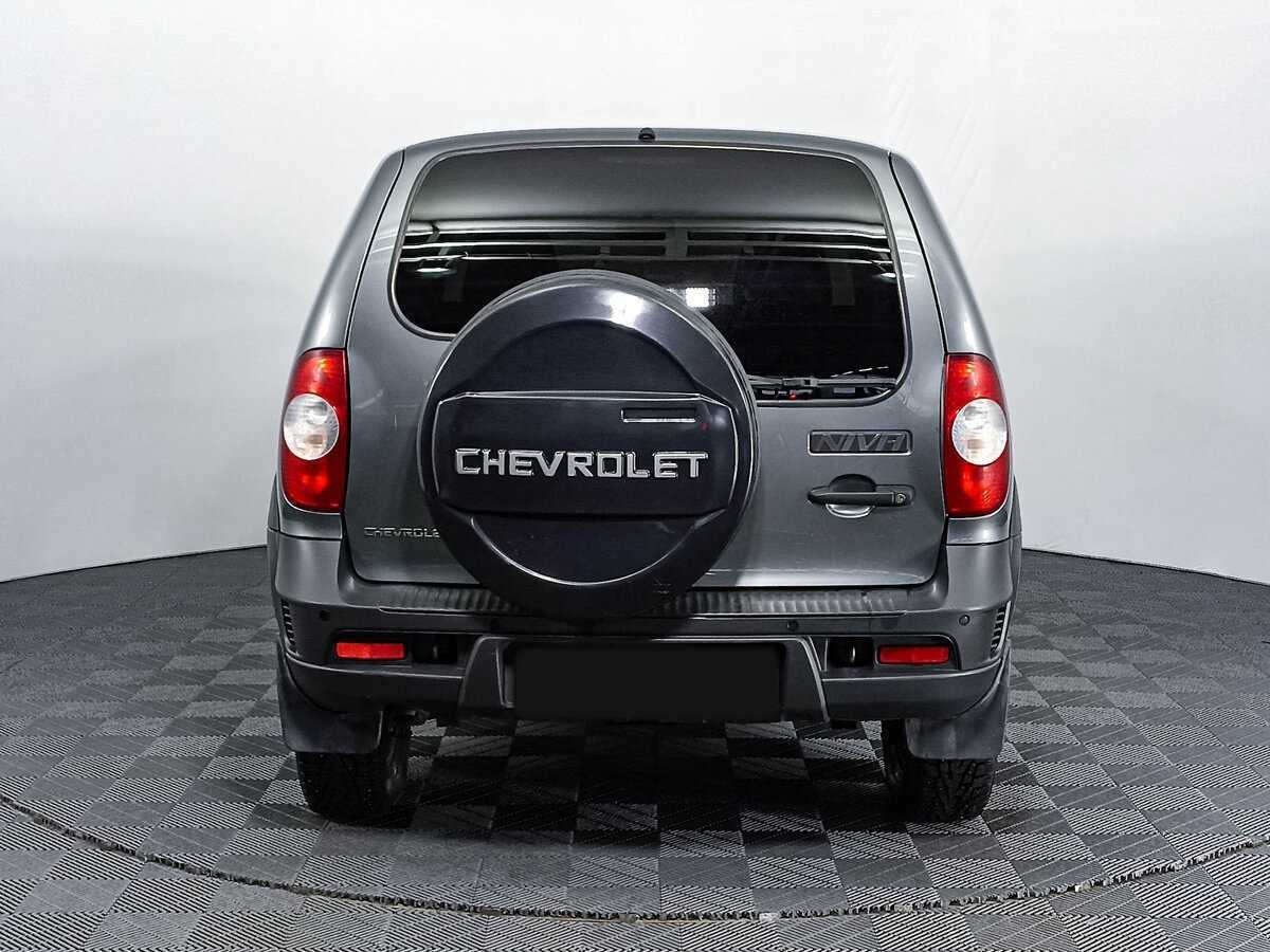 Chevrolet Niva б/у, 2017, Механическая. Фото: #4