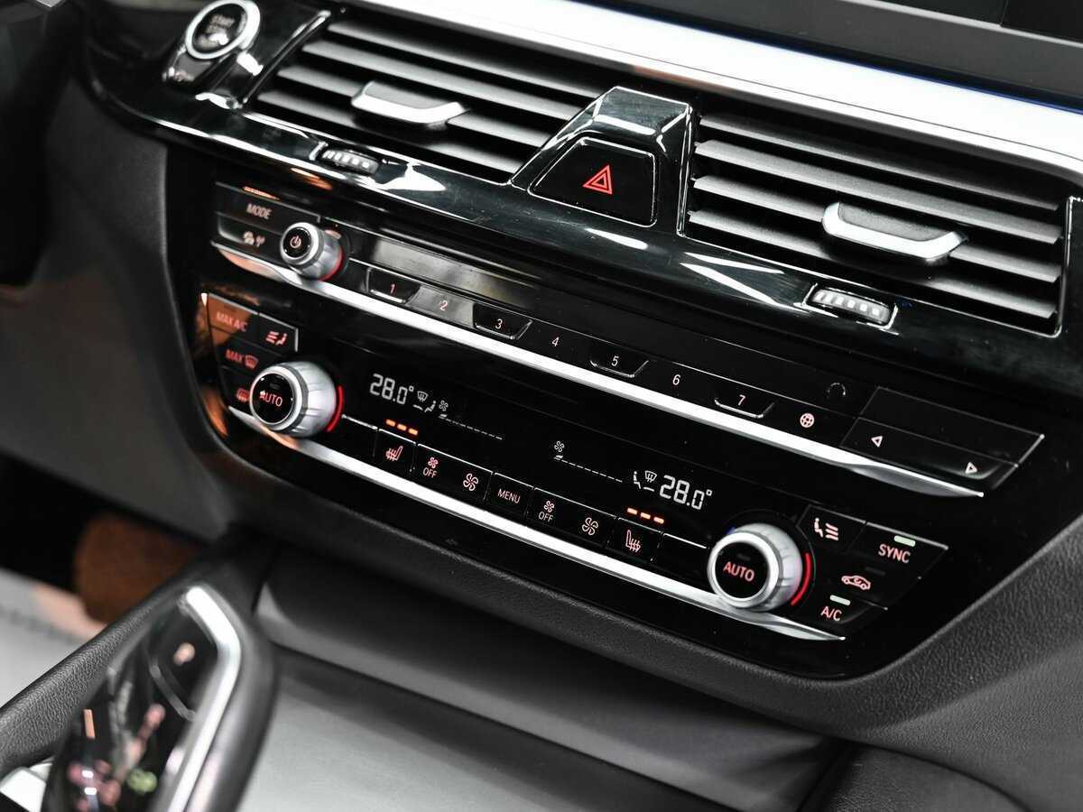 BMW 5 серии б/у, 2017, Автоматическая. Фото: #10