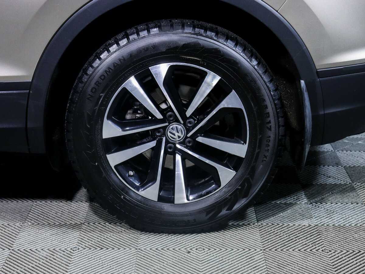 Volkswagen Tiguan б/у, 2020, Роботизированная. Фото: #11