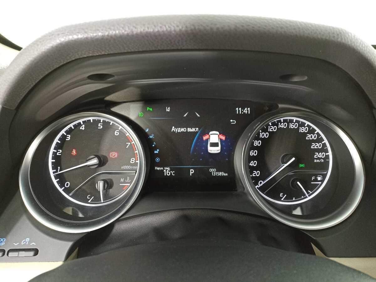 Toyota Camry б/у, 2020, Автоматическая. Фото: #12