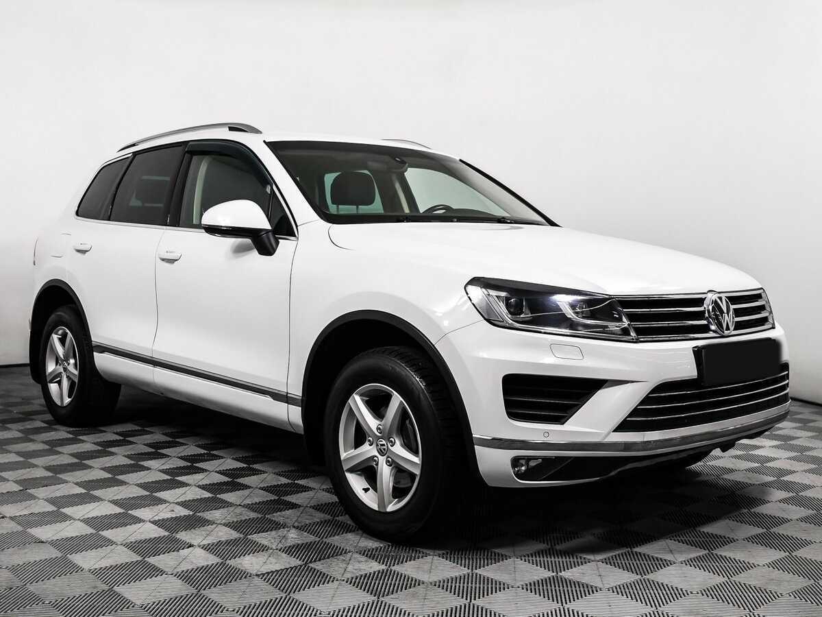 Volkswagen Touareg б/у, 2016, Автоматическая. Фото: #2