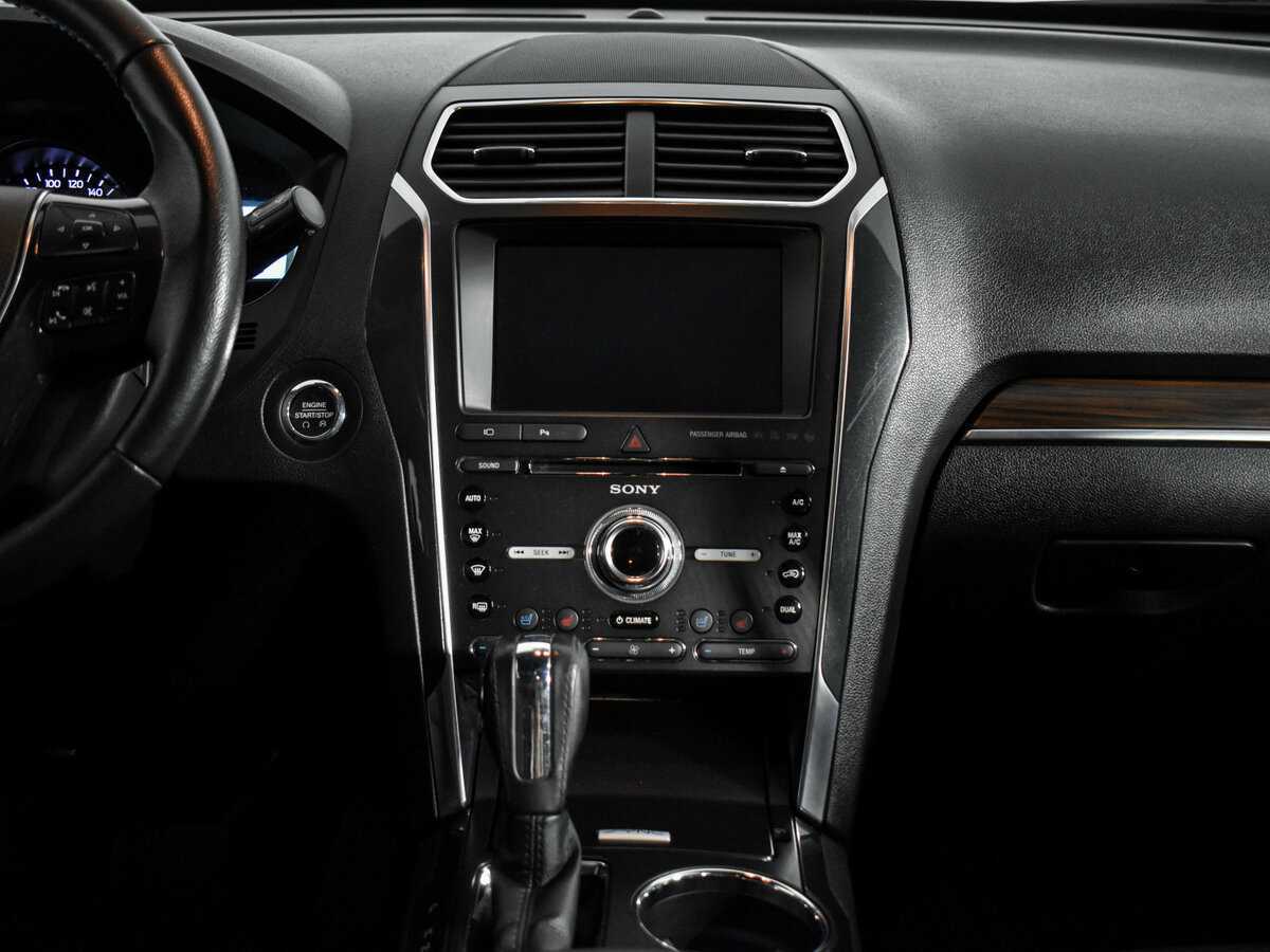 Ford Explorer б/у, 2018, Автоматическая. Фото: #18