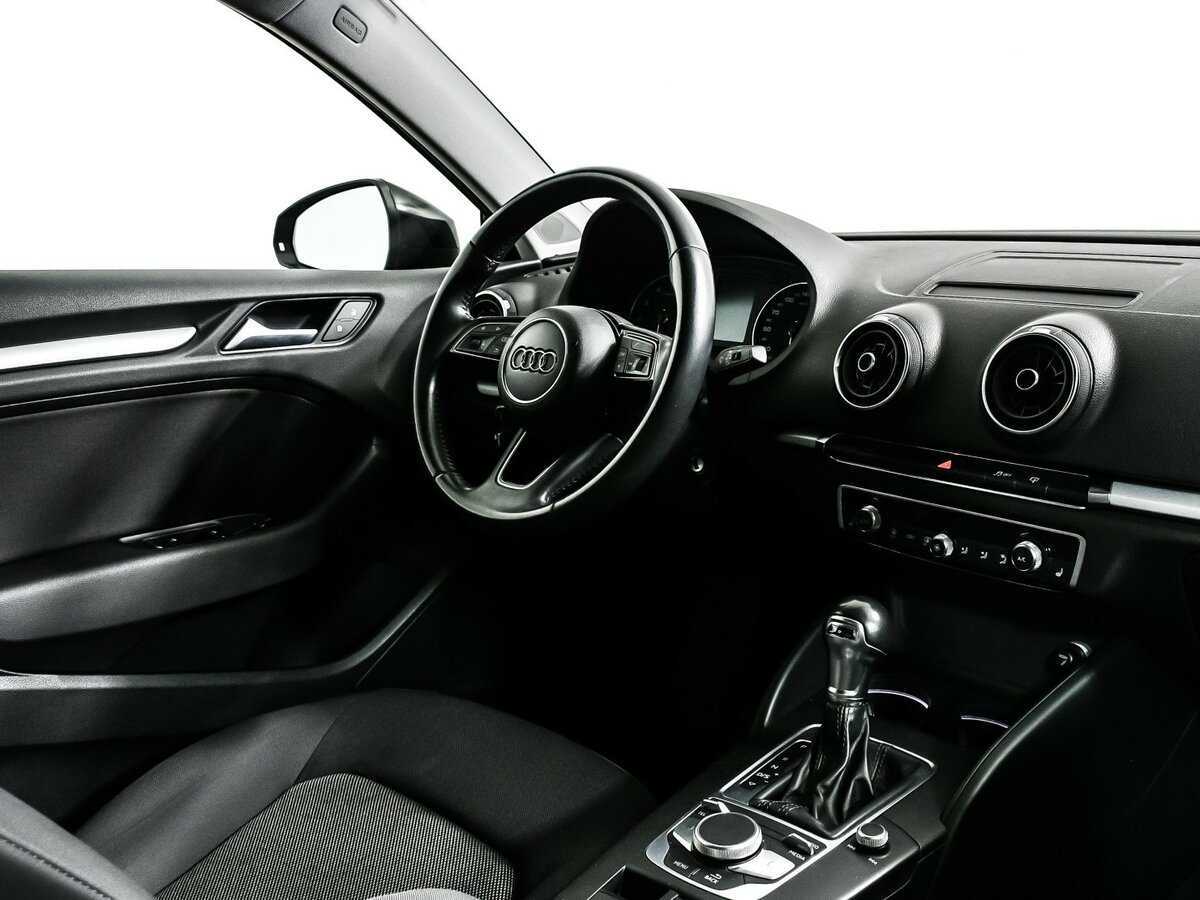 Audi A3 б/у, 2017, Роботизированная. Фото: #8