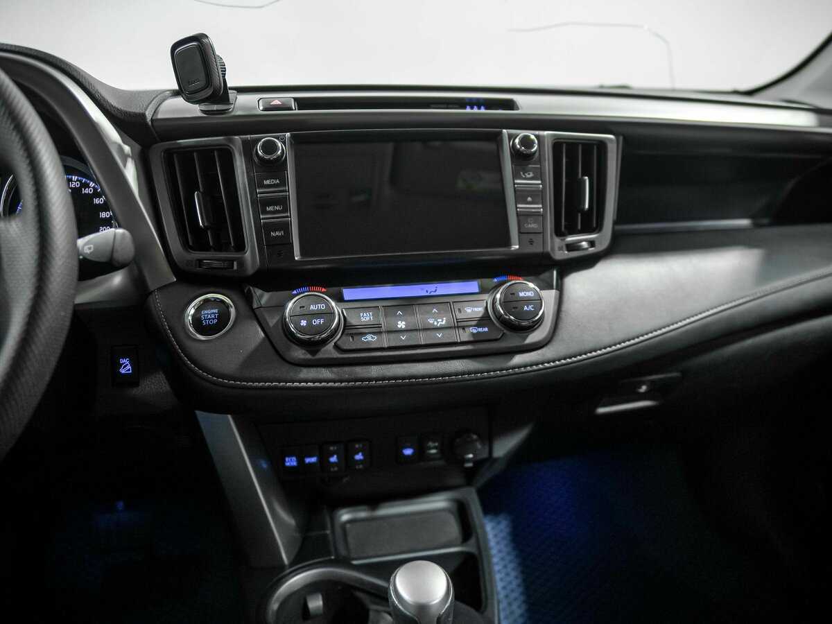 Toyota RAV4 б/у, 2017, Автоматическая. Фото: #10