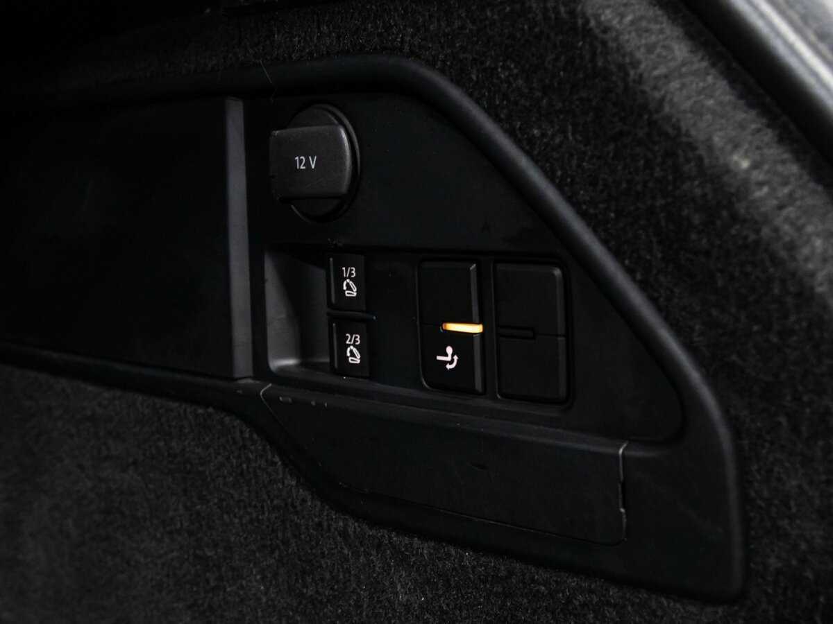 Volkswagen Touareg б/у, 2012, Автоматическая. Фото: #18