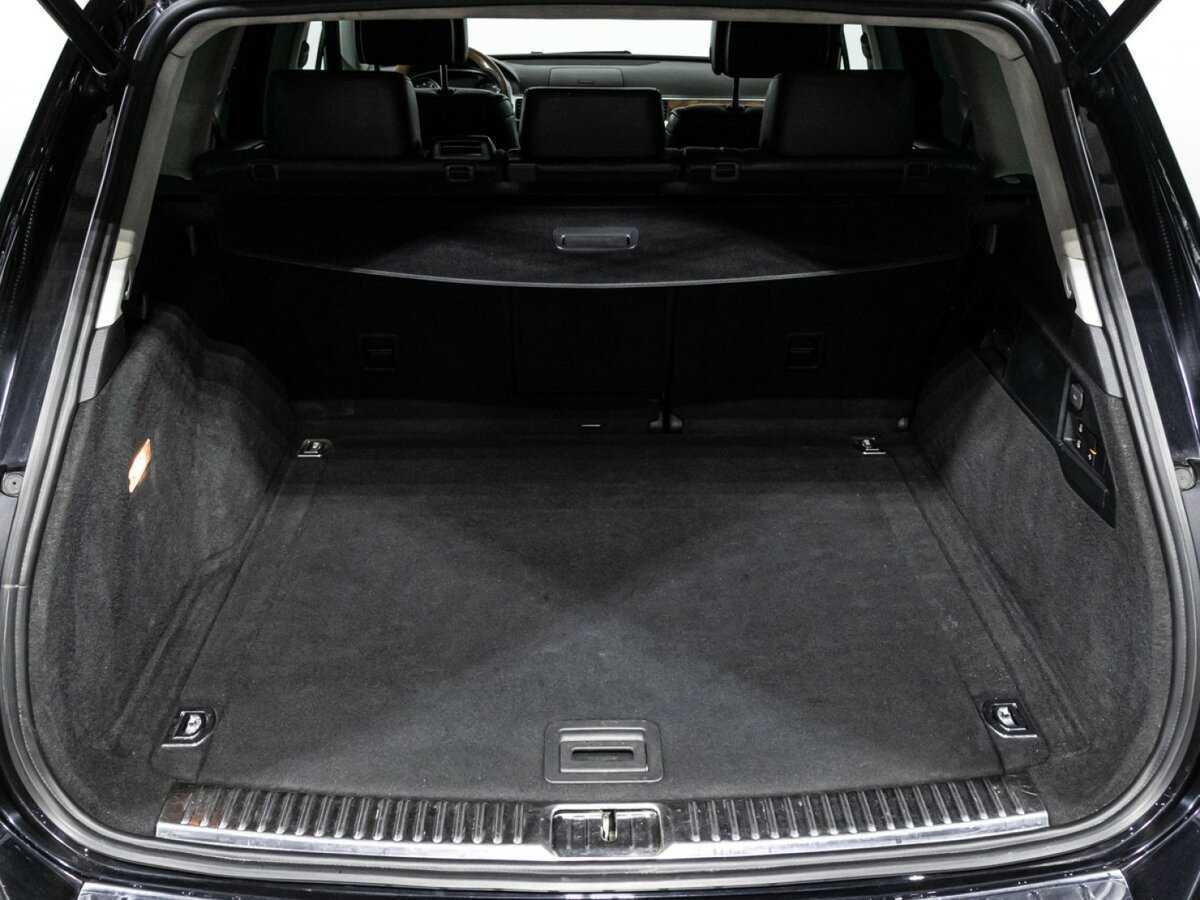 Volkswagen Touareg б/у, 2012, Автоматическая. Фото: #20