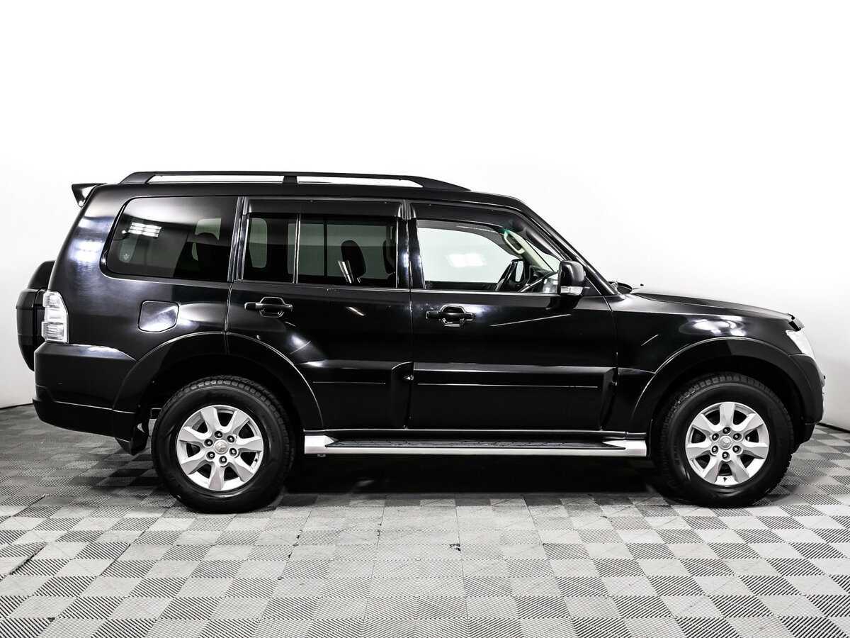 Mitsubishi Pajero б/у, 2015, Автоматическая. Фото: #3