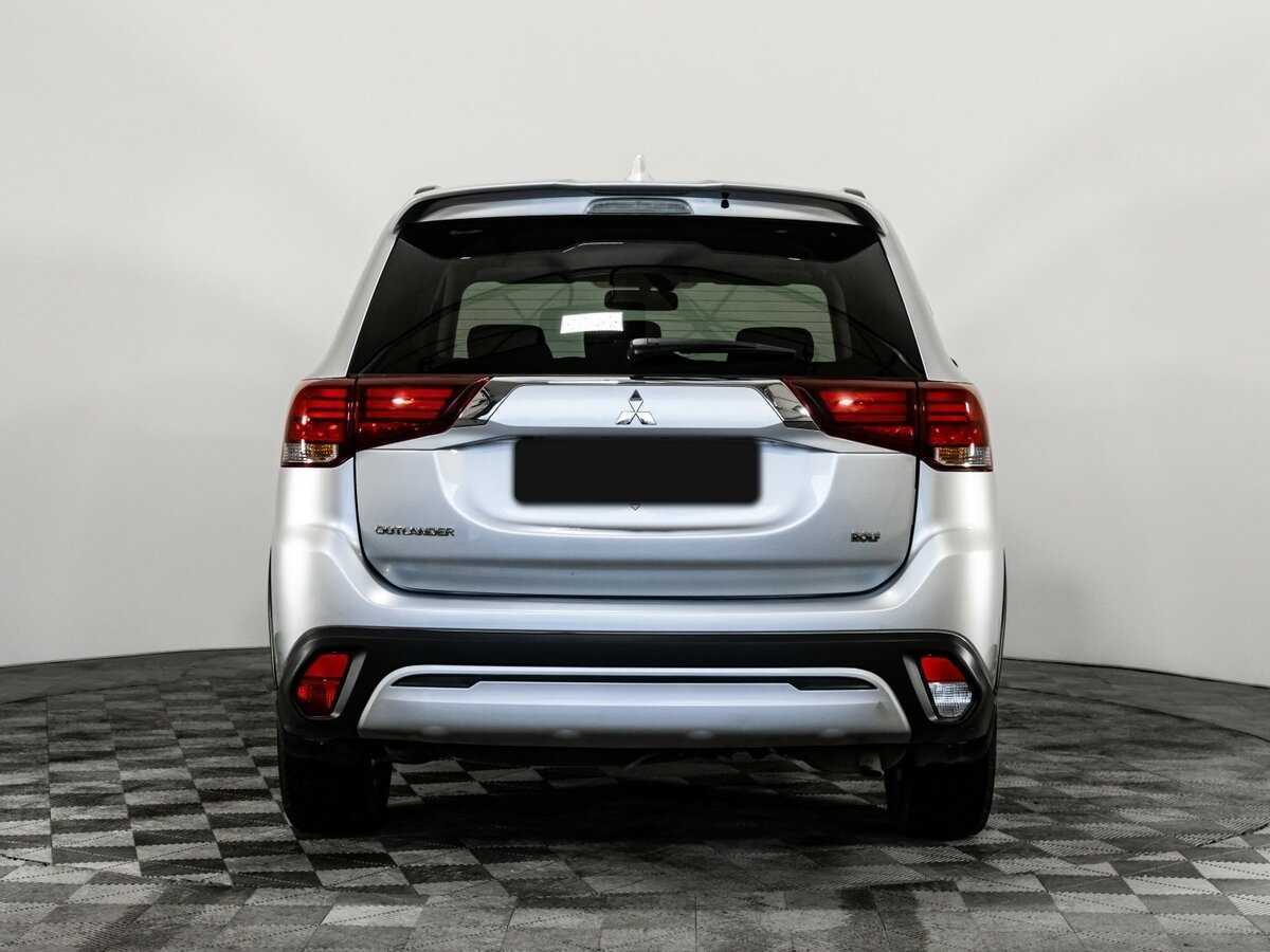 Mitsubishi Outlander б/у, 2021, Вариатор. Фото: #4