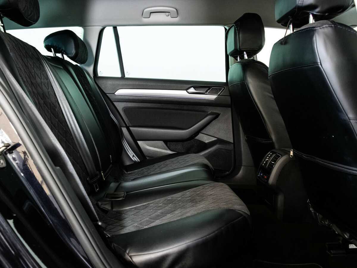 Volkswagen Passat б/у, 2020, Роботизированная. Фото: #18