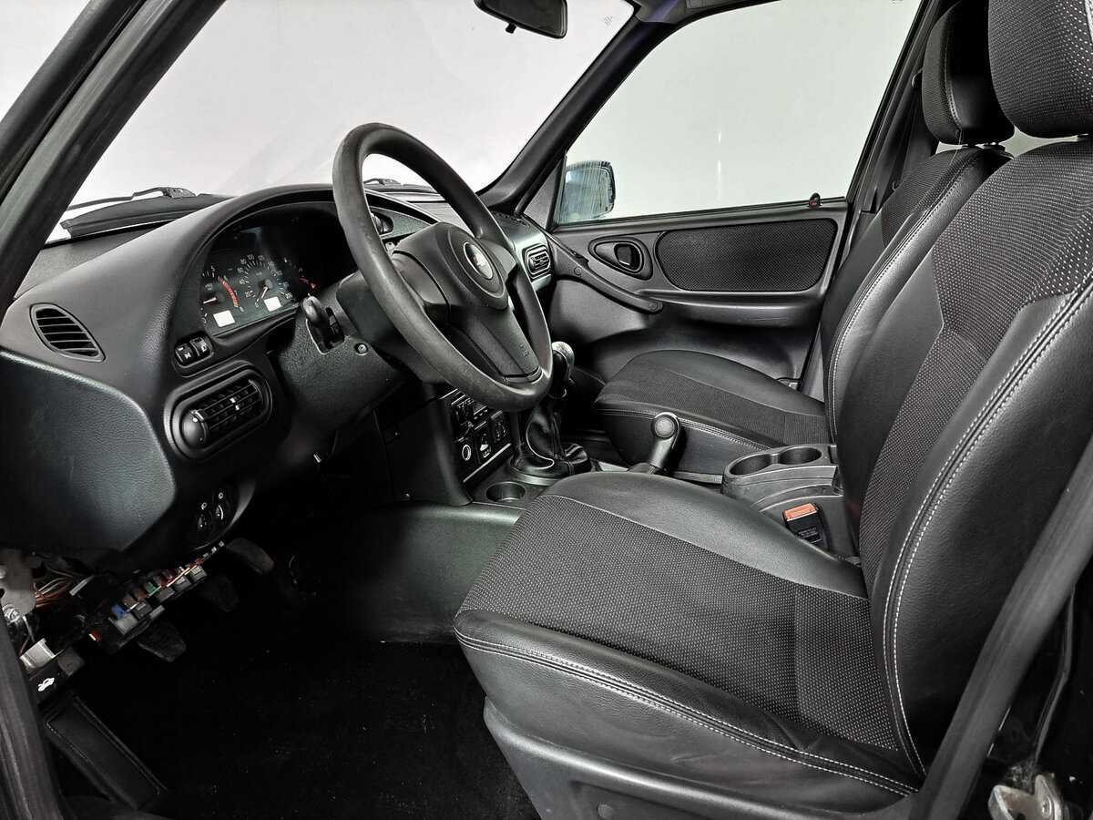 Chevrolet Niva б/у, 2015, Механическая. Фото: #15