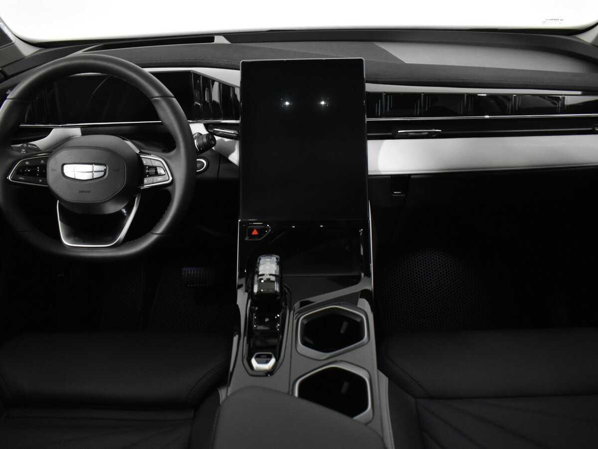 Geely Atlas б/у, 2024, Автоматическая. Фото: #10