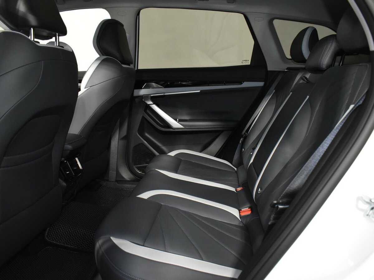 Geely Atlas б/у, 2024, Автоматическая. Фото: #21