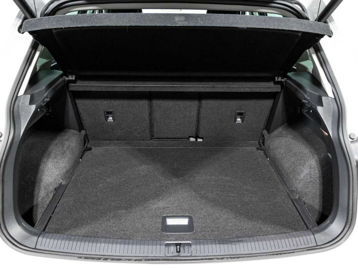 Фольксваген Тигуан б/у, 2017, Роботизированная. Фото: #13