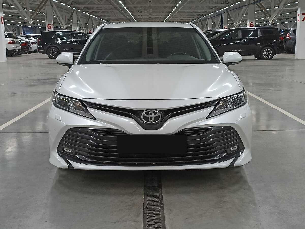 Toyota Camry б/у, 2019, Автоматическая. Фото: #1