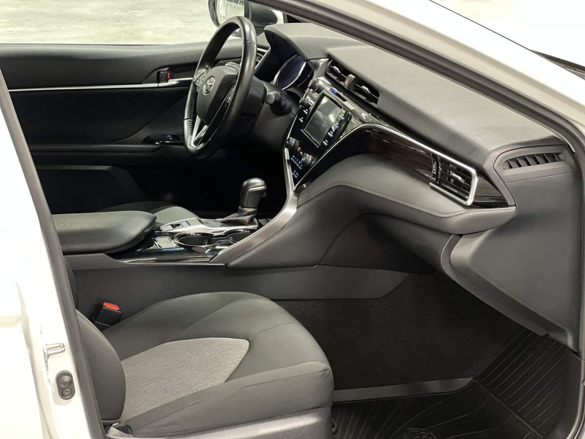 Toyota Camry б/у, 2021, Автоматическая. Фото: #10