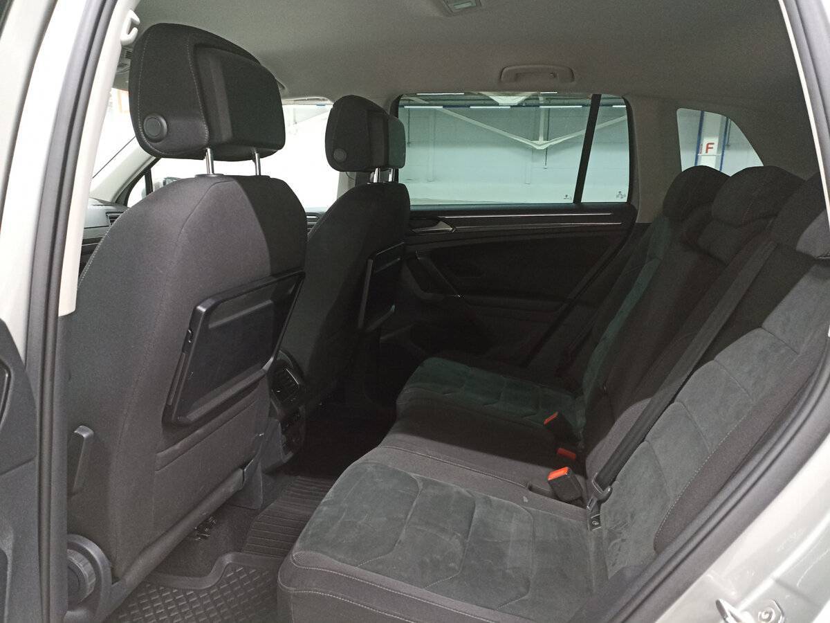 Volkswagen Tiguan б/у, 2017, Роботизированная. Фото: #11