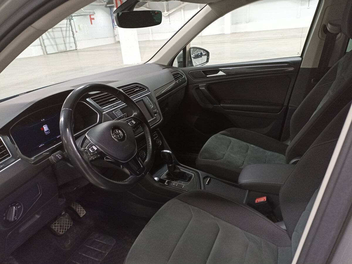 Volkswagen Tiguan б/у, 2017, Роботизированная. Фото: #15