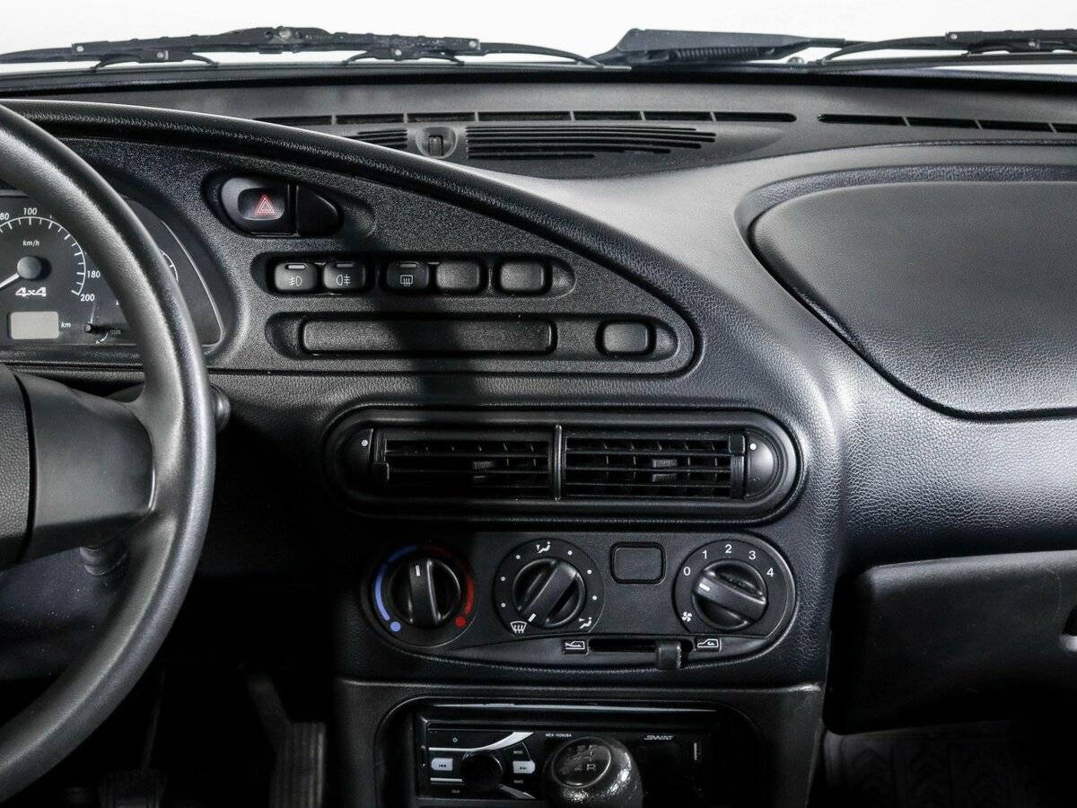 Chevrolet Niva б/у, 2019, Механическая. Фото: #9