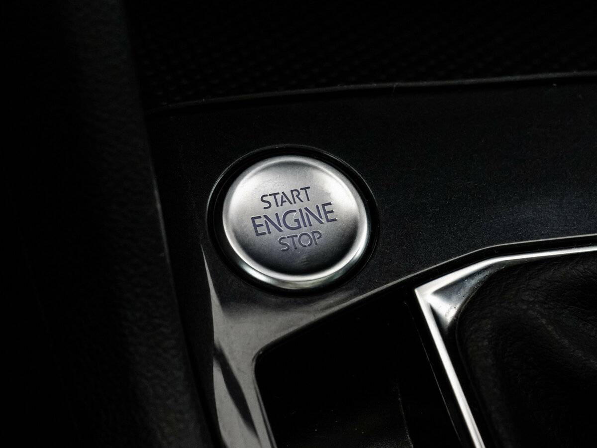 Volkswagen Tiguan б/у, 2021, Роботизированная. Фото: #17