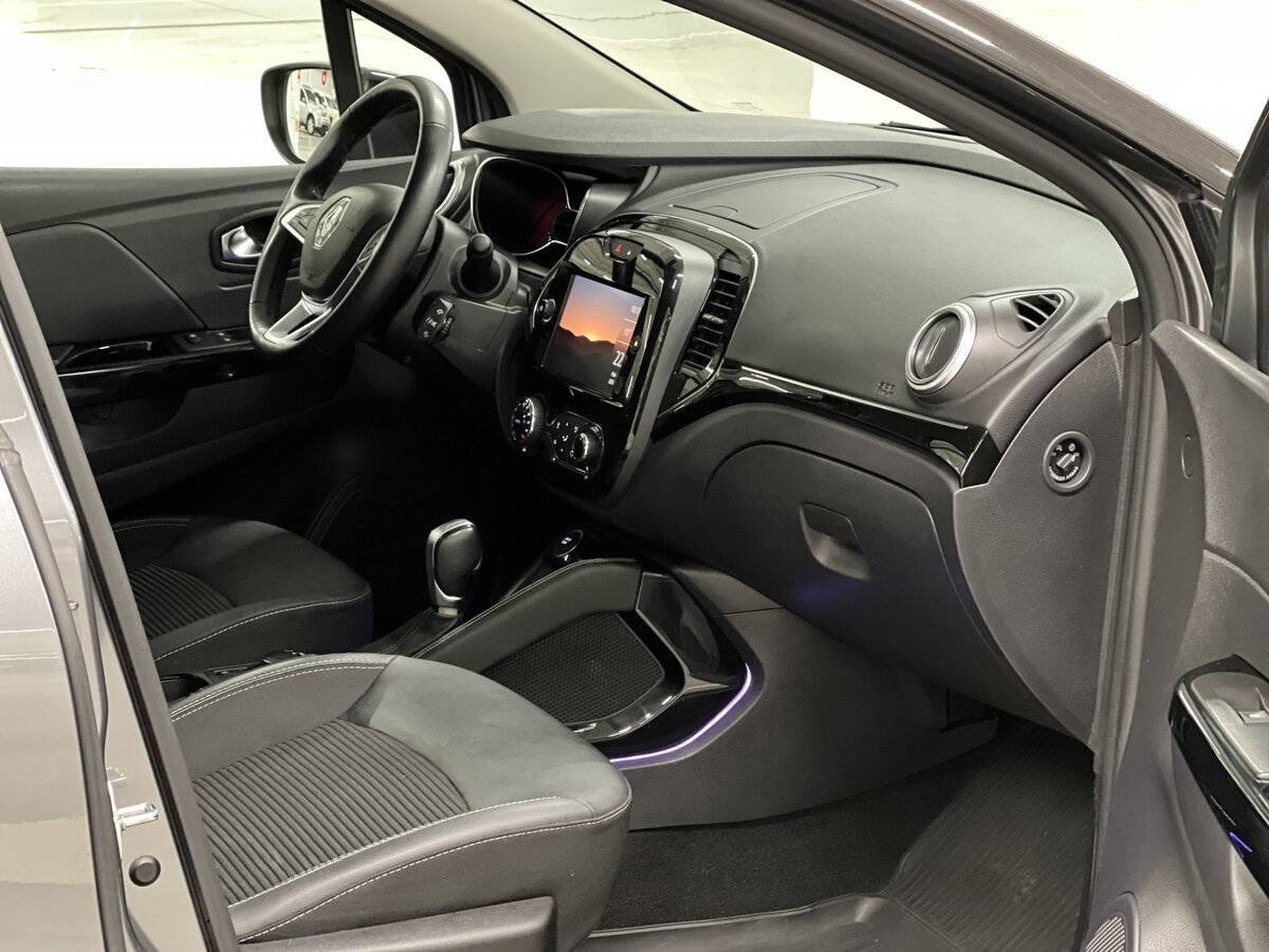 Renault Kaptur б/у, 2022, Вариатор. Фото: #10