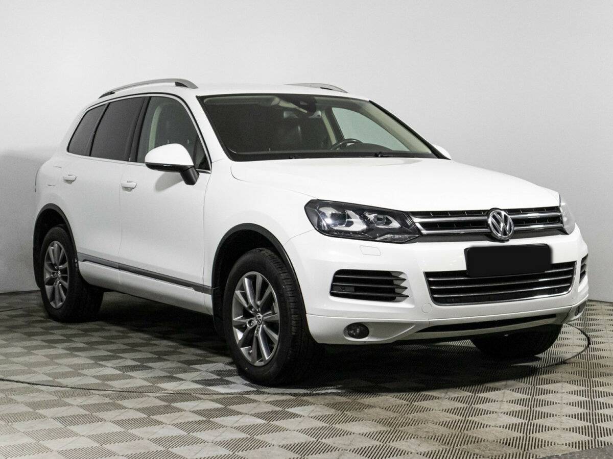 Volkswagen Touareg б/у, 2013, Автоматическая. Фото: #2