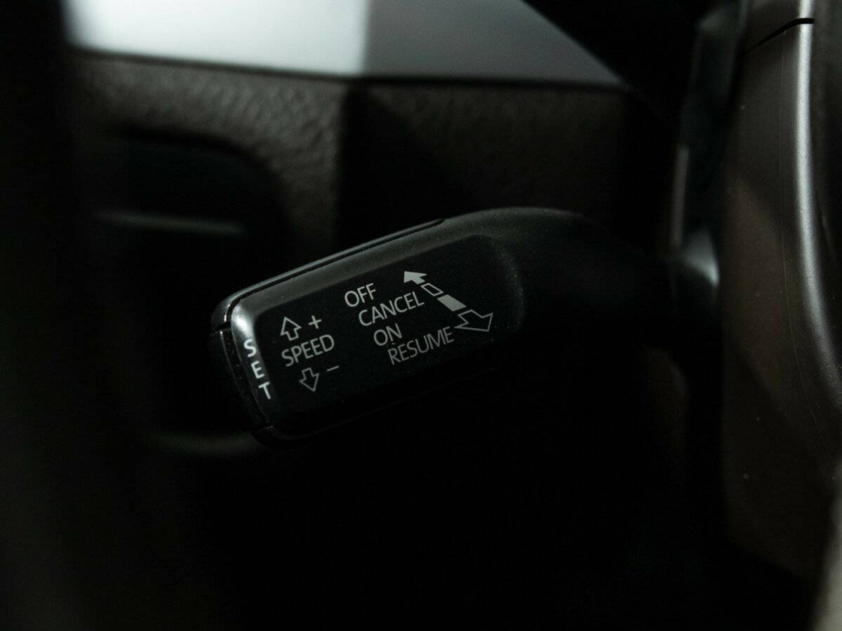 Volkswagen Touareg б/у, 2013, Автоматическая. Фото: #21