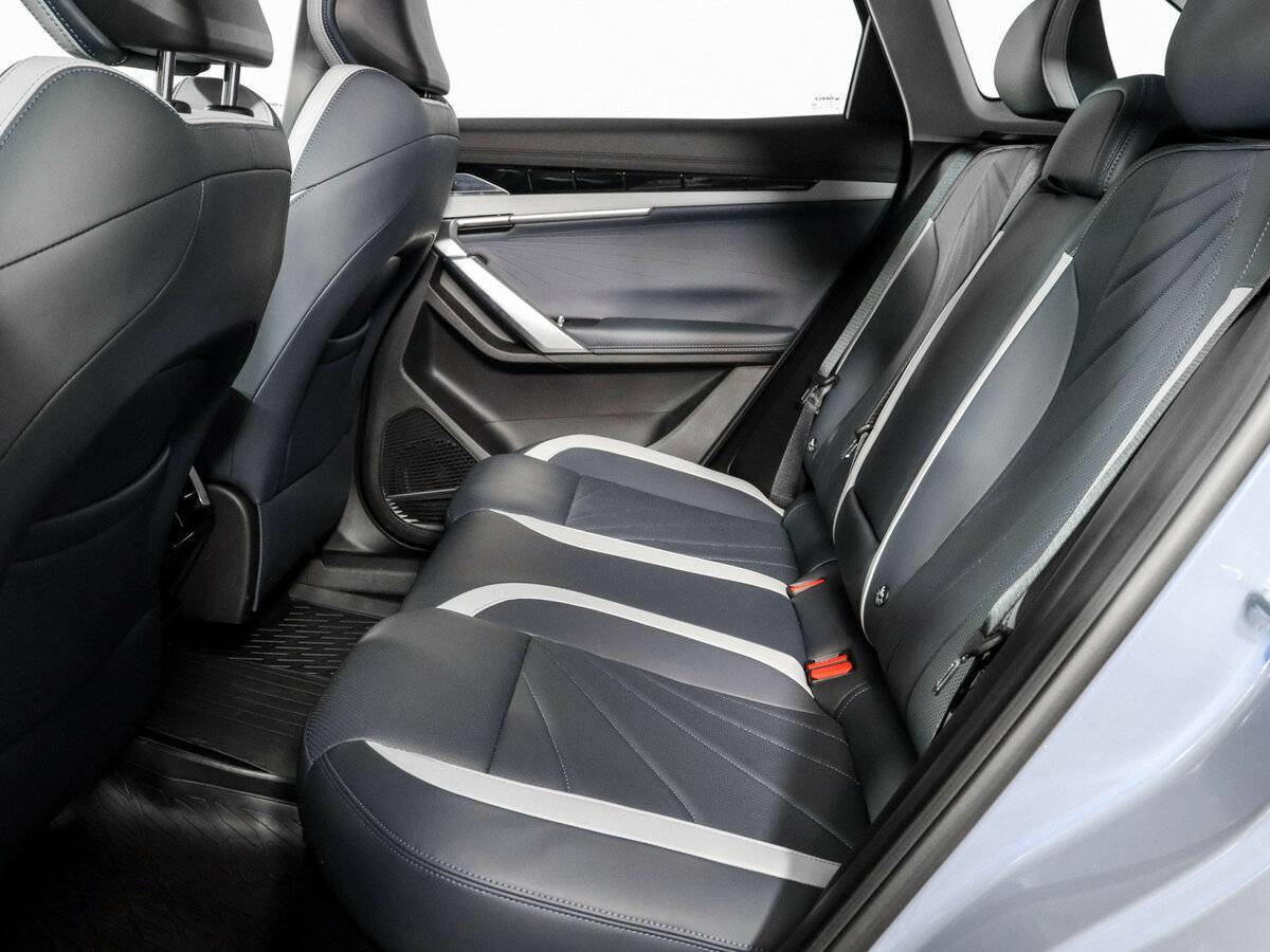 Geely Atlas б/у, 2024, Автоматическая. Фото: #9