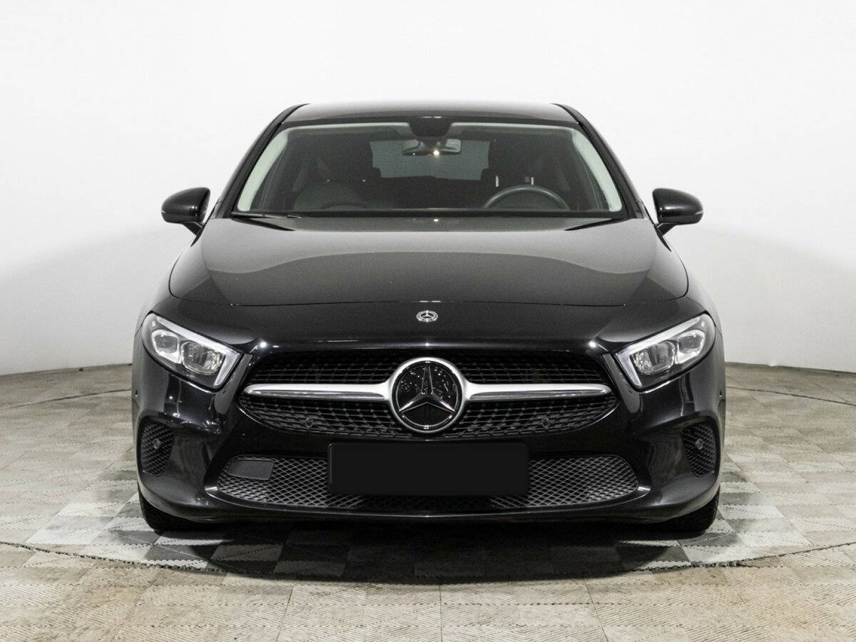 Mercedes-Benz A-Класс б/у, 2018, Роботизированная. Фото: #1