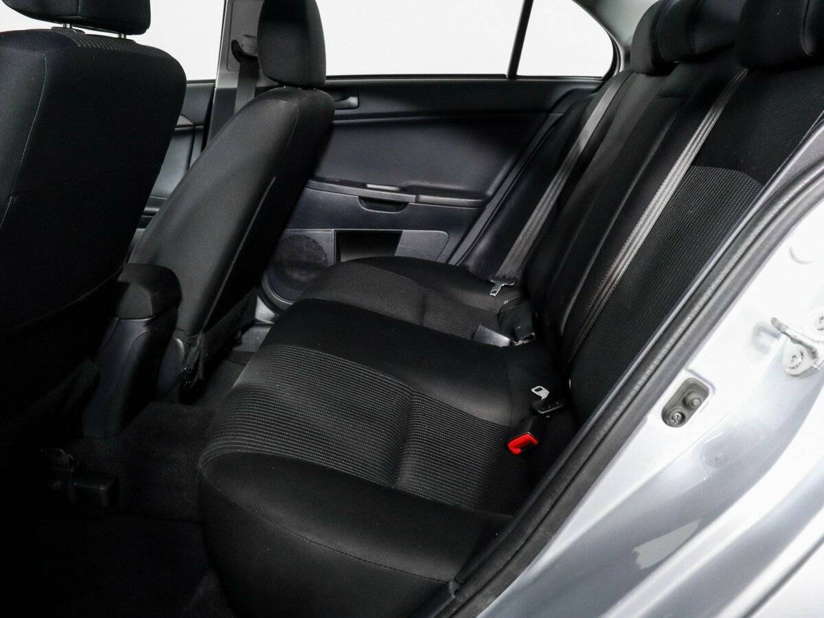 Mitsubishi Lancer б/у, 2014, Механическая. Фото: #8