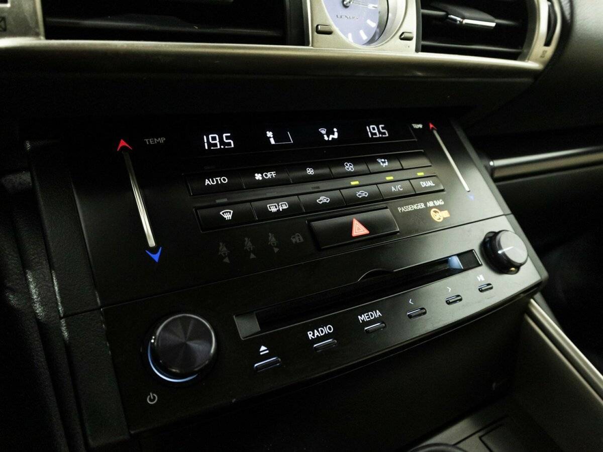 Lexus IS б/у, 2014, Автоматическая. Фото: #17