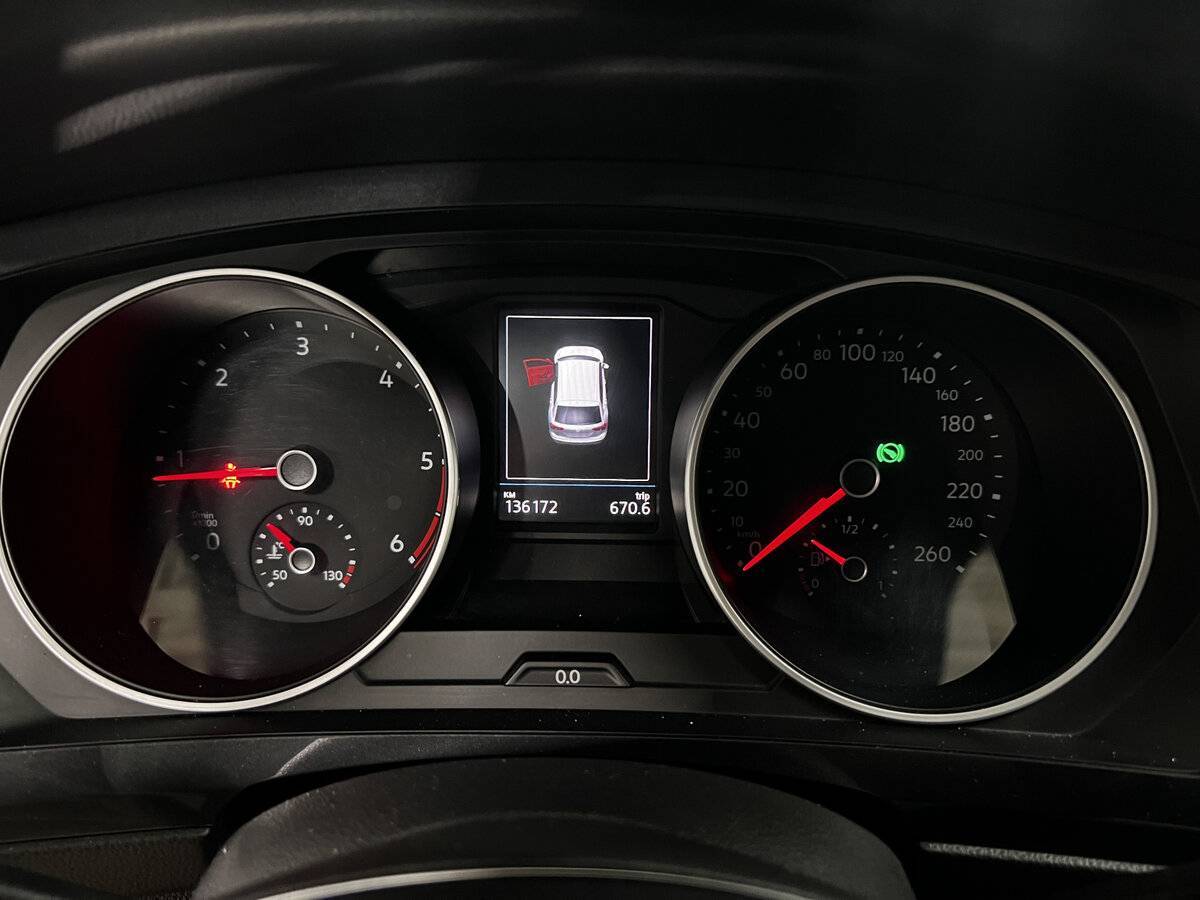 Volkswagen Tiguan б/у, 2017, Роботизированная. Фото: #12