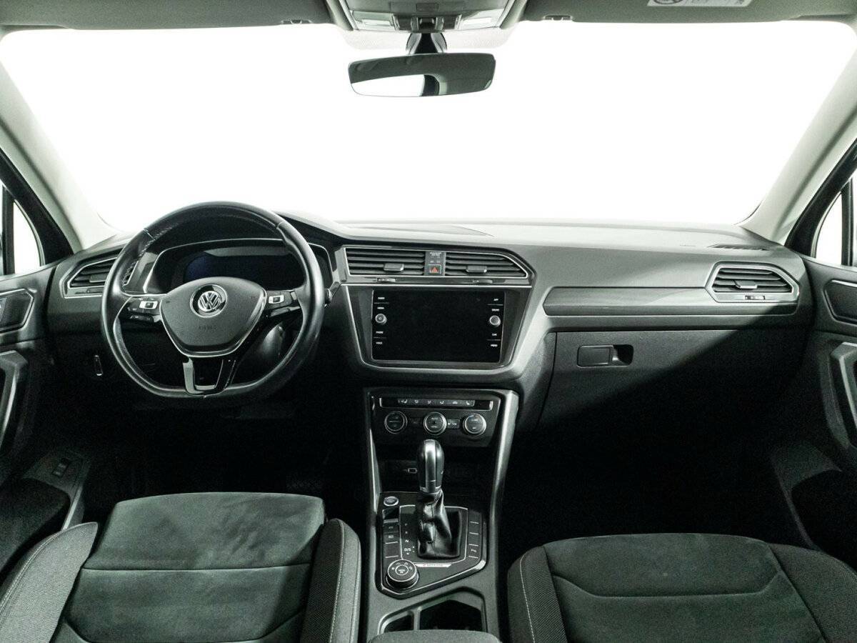 Volkswagen Tiguan б/у, 2018, Роботизированная. Фото: #12