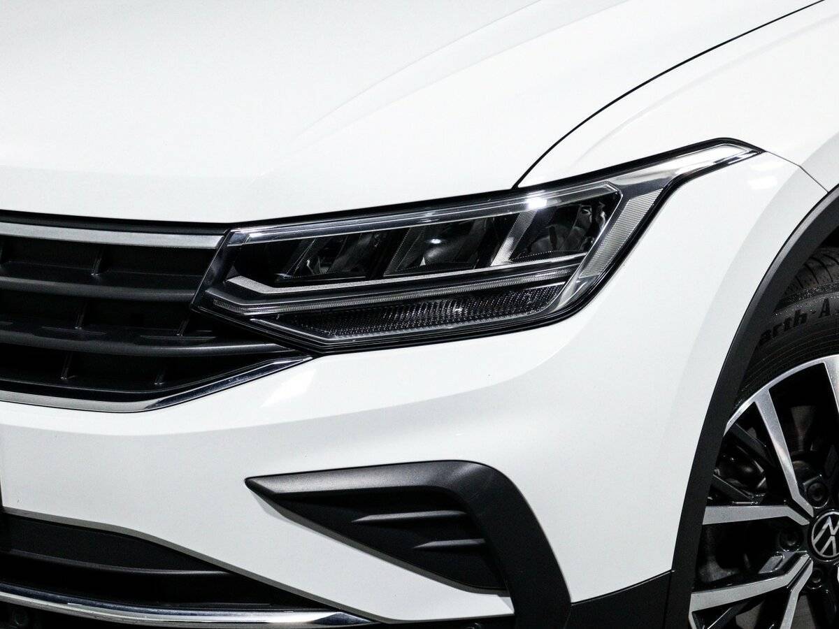 Volkswagen Tiguan б/у, 2021, Роботизированная. Фото: #15