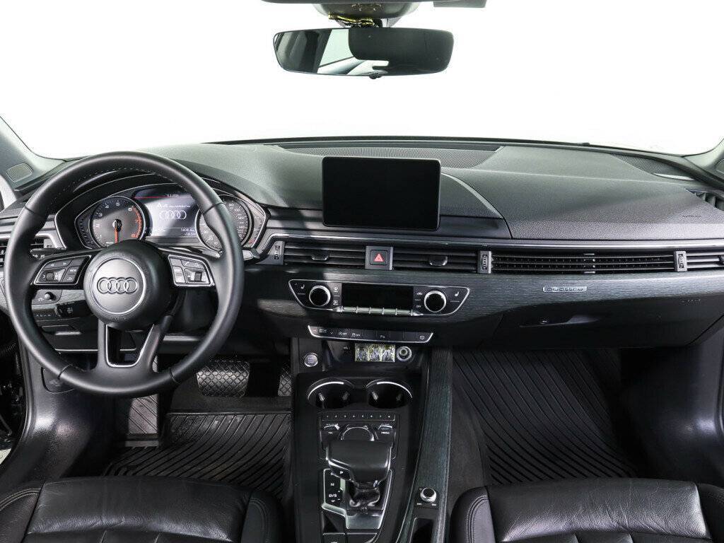 Audi A4 б/у, 2017, Роботизированная. Фото: #12