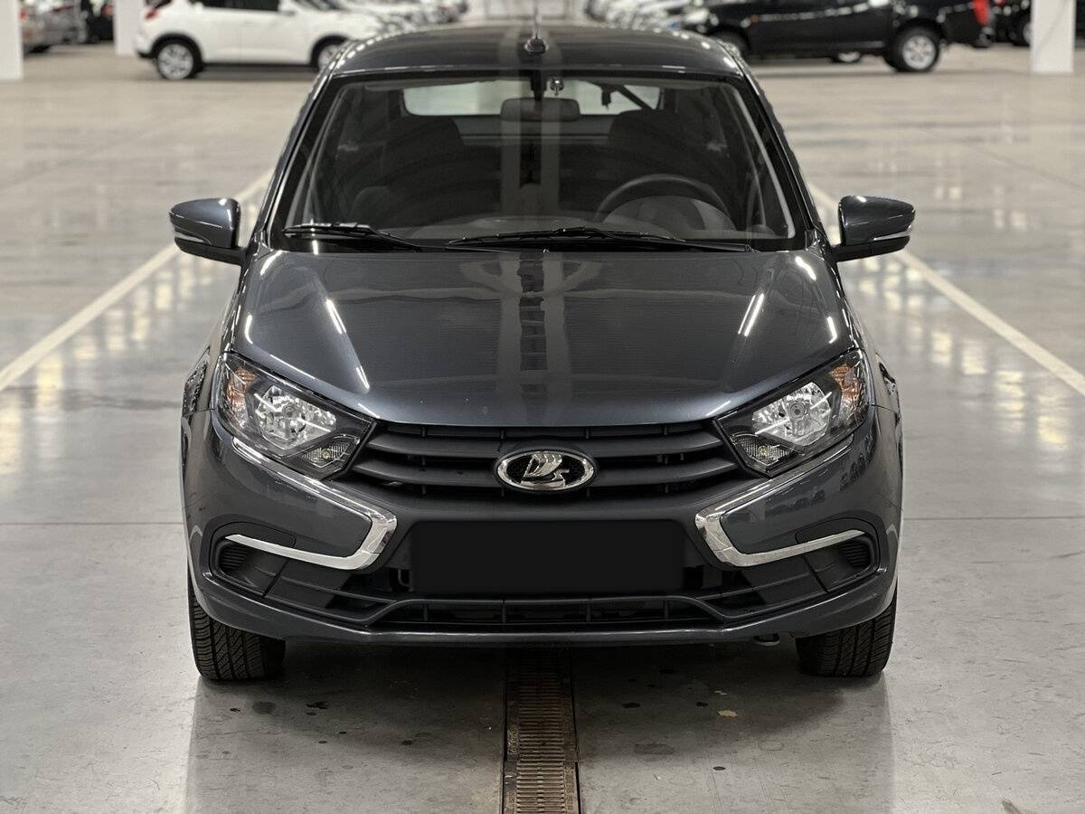 Лада (ВАЗ) Гранта б/у, 2024, Механическая. Фото: #1