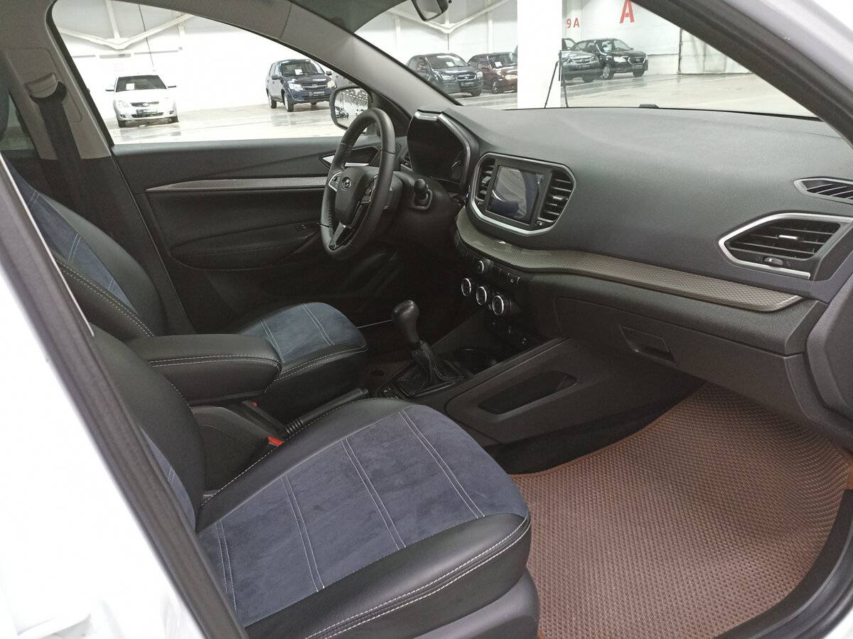 Lada (ВАЗ) Vesta б/у, 2023, Механическая. Фото: #10