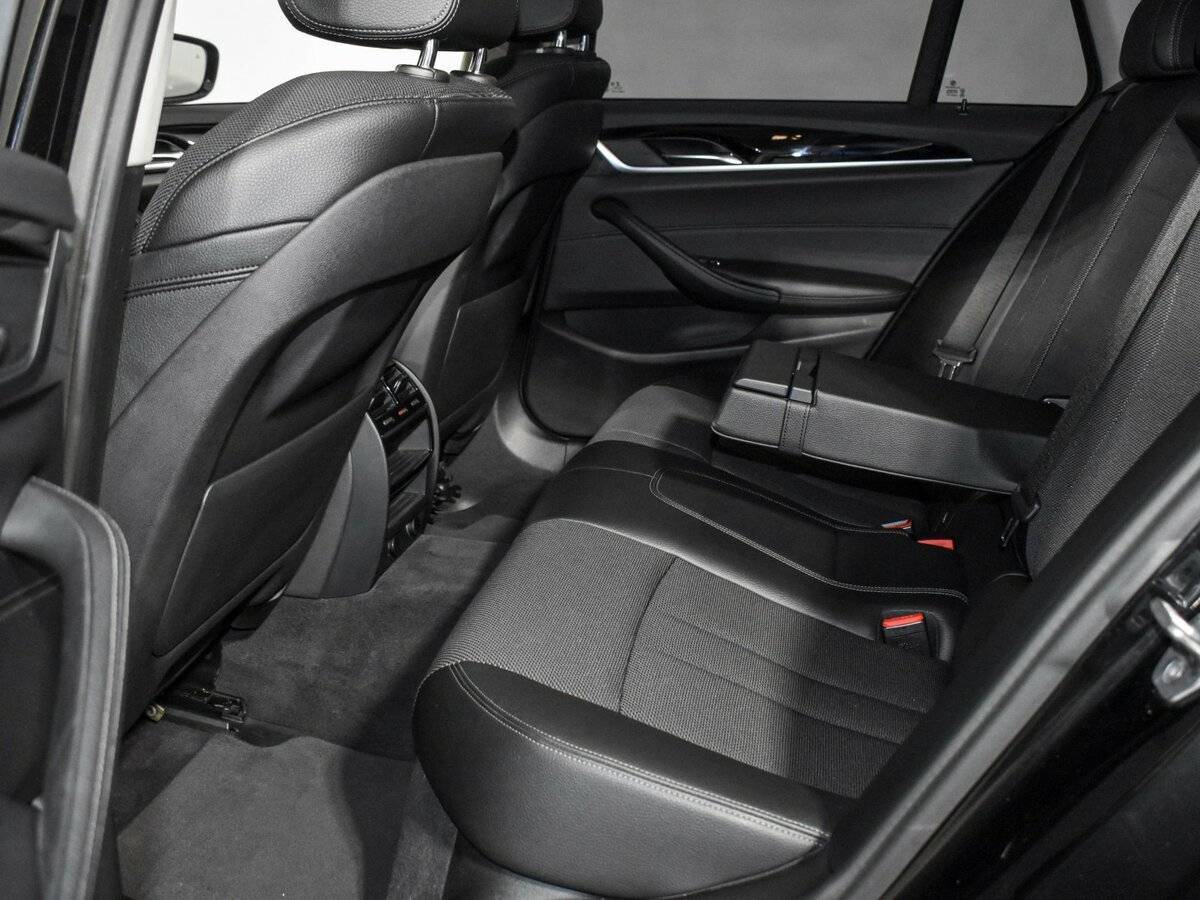 BMW 5 серии б/у, 2017, Автоматическая. Фото: #13